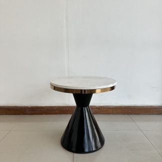 โต๊ะกลาง ไม้ MDF แปะลายไม้ มีช่องวางของด้านล่าง