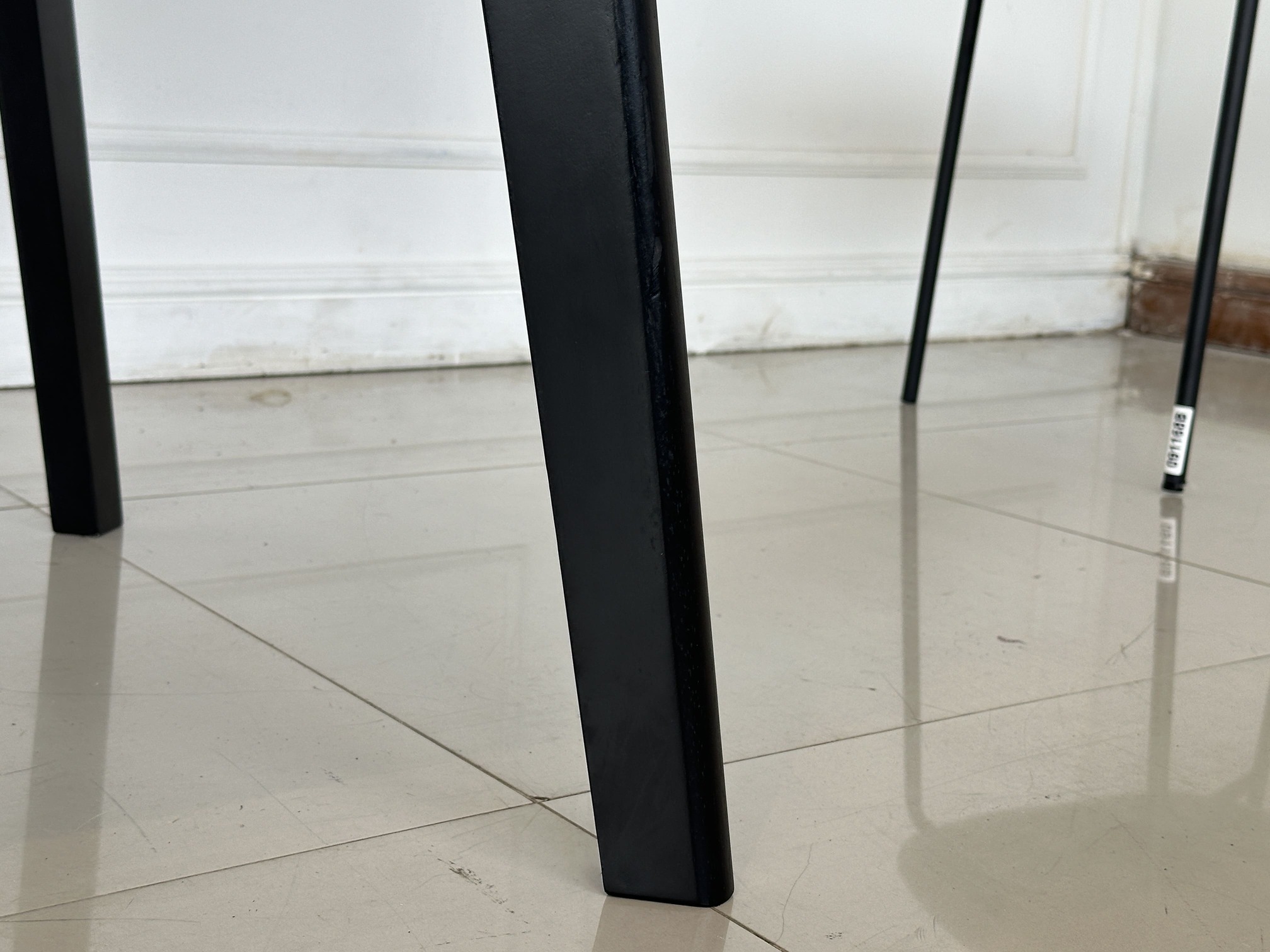 ชุดโต๊ะทานอาหาร 4 ที่นั่ง ท็อปไม้ MDF สีบีช ชุดโต๊ะทานอาหาร 4 ที่นั่ง ท็อปไม้ MDF สีบีช