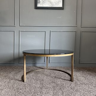 โต๊ะกลาง ท็อปหินอ่อนสี่เหลี่ยม โครงขาสแตนเลส