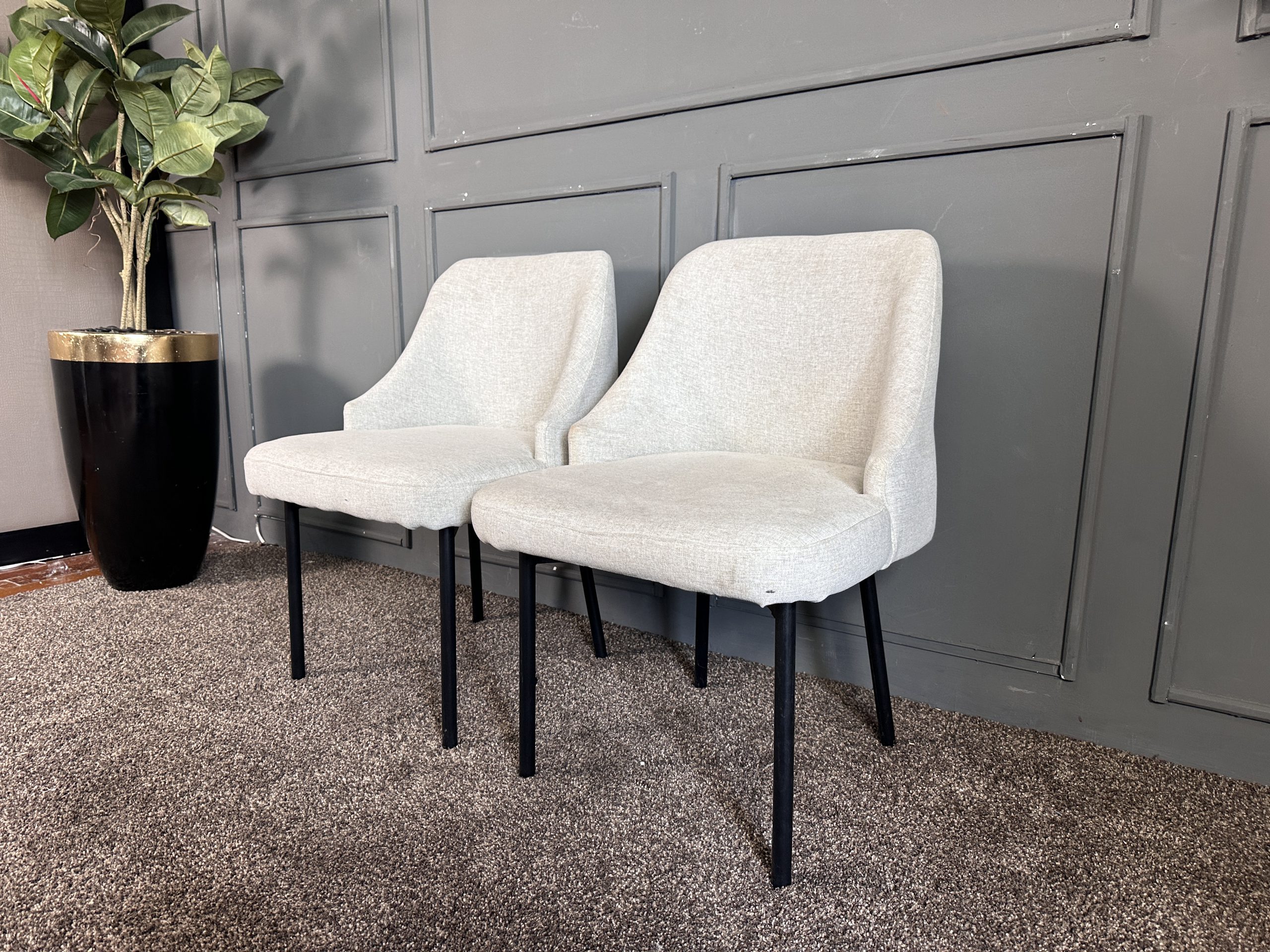 ชุดโต๊ะรับประทานอาหาร 2 ที่นั่ง ชุดโต๊ะรับประทานอาหาร 2 ที่นั่ง