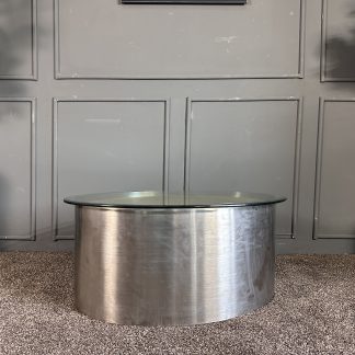 โต๊ะกลาง ท็อปกระจกทรงวงรี ฐานเหล็ก ด้านข้างหุ้มสแตนเลสทั้งตัว