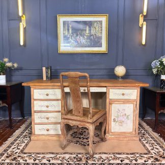 โต๊ะทำงานไม้สนนอก เพ้นท์ล… โต๊ะทำงานไม้สนนอก เพ้นท์ล…