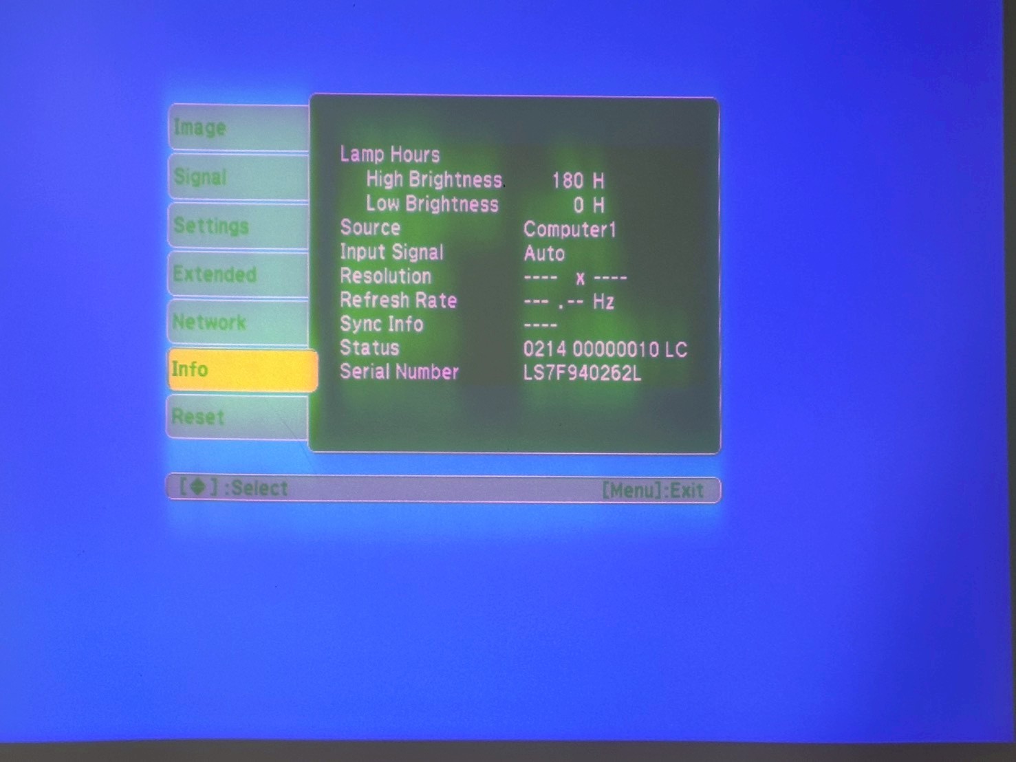 โปรเจคเตอร์ แบรนด์ EPSON รุ่น EB-84 โปรเจคเตอร์ แบรนด์ EPSON รุ่น EB-84