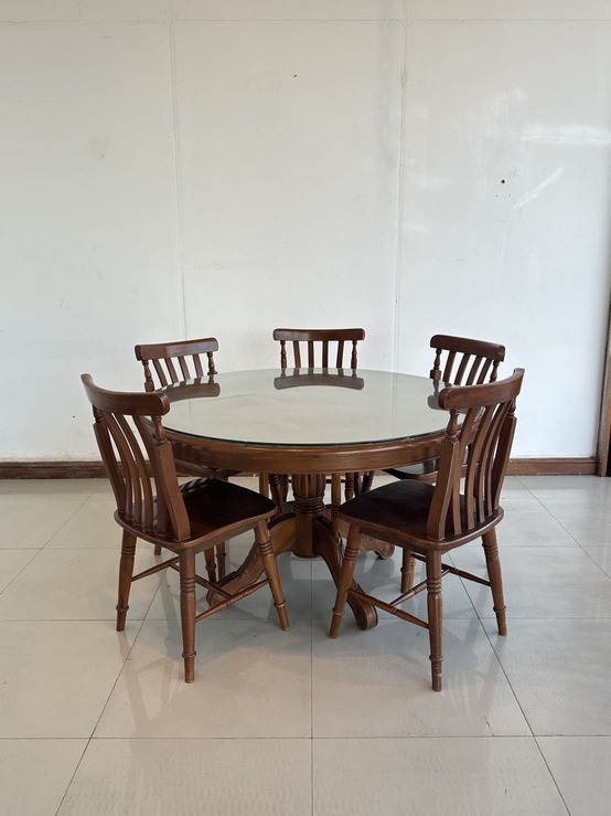 ชุดโต๊ะทานอาหารไม้สัก 5 ที่นั่ง ชุดโต๊ะทานอาหารไม้สัก 5 ที่นั่ง