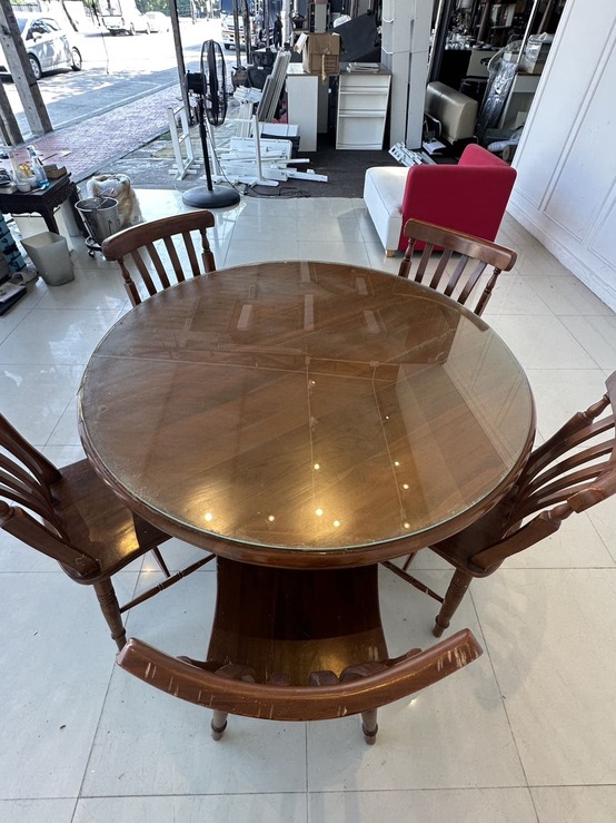 ชุดโต๊ะทานอาหารไม้สัก 5 ที่นั่ง ชุดโต๊ะทานอาหารไม้สัก 5 ที่นั่ง