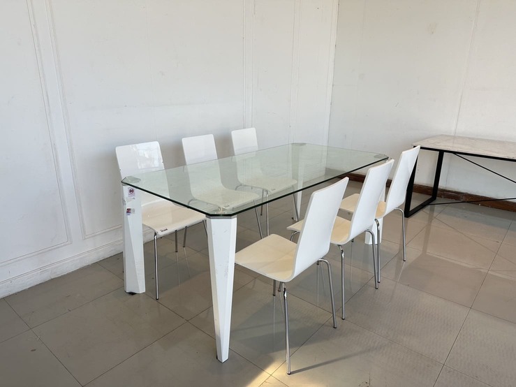 ชุดโต๊ะทานอาหาร 6 ที่นั่ง แบรนด์ INDEX ชุดโต๊ะทานอาหาร 6 ที่นั่ง แบรนด์ INDEX