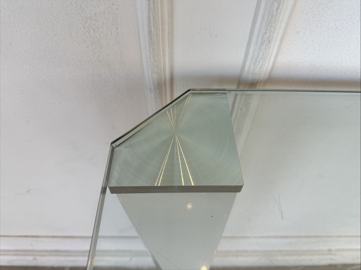 ชุดโต๊ะทานอาหาร 6 ที่นั่ง แบรนด์ INDEX ชุดโต๊ะทานอาหาร 6 ที่นั่ง แบรนด์ INDEX