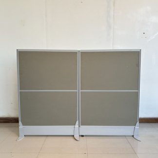 พาดิชั่น แบรนด์ ROCKWORTH ไม้อัดหุ้มผ้าสีเทา 2 แผ่น โครงอลูมิเนียมขาเหล็กสีเทา