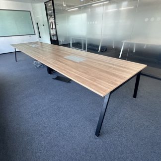 โต๊ะประชุม 10-12 ที่นั่ง … โต๊ะประชุม 10-12 ที่นั่ง …