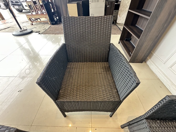 ชุดรับแขกหวายเทียม 4 ที่นั่ง พร้อมโต๊ะกลาง ท็อปวางกระจก สีดำ ชุดรับแขกหวายเทียม 4 ที่นั่ง พร้อมโต๊ะกลาง ท็อปวางกระจก สีดำ