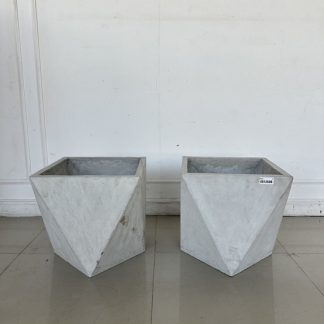 กระถางต้นไม้ คอนกรีตหล่อ…