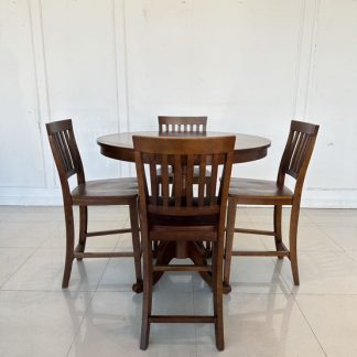 โต๊ะทานอาหาร ท็อปกระจกสีดำ แผ่นรองไม้ MDF สีขาว โครงขาเหล็ก