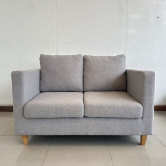 โซฟา 2 ที่นั่ง เบาผ้าสีเท…