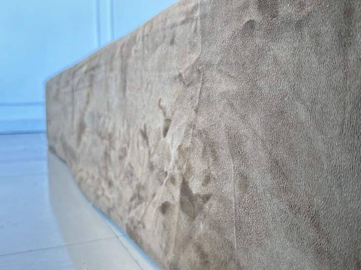 เตียงนอน 6 ฟุต แบรนด์ SB FURNITURE โครงและหัวเตียงหุ้มผ้ากำมะหยี่สีน้ำตาล เตียงนอน 6 ฟุต แบรนด์ SB FURNITURE โครงและหัวเตียงหุ้มผ้ากำมะหยี่สีน้ำตาล