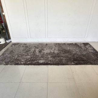 พรมขนยาวสีเทา แบรนด์ ROYA…