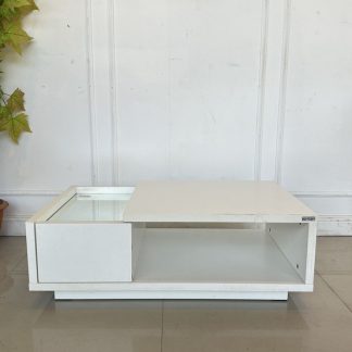 โต๊ะกลาง 1 ลิ้นชัก แบรนด์ KONCEPT ท็อปติดกระจกเงา 1 ช่องวางของ โครงไม้ MDF สีขาว