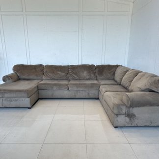 โซฟาเข้ามุม เบาะผ้ากำมะหยี่สีน้ำตาล โครงขาไม้จริง