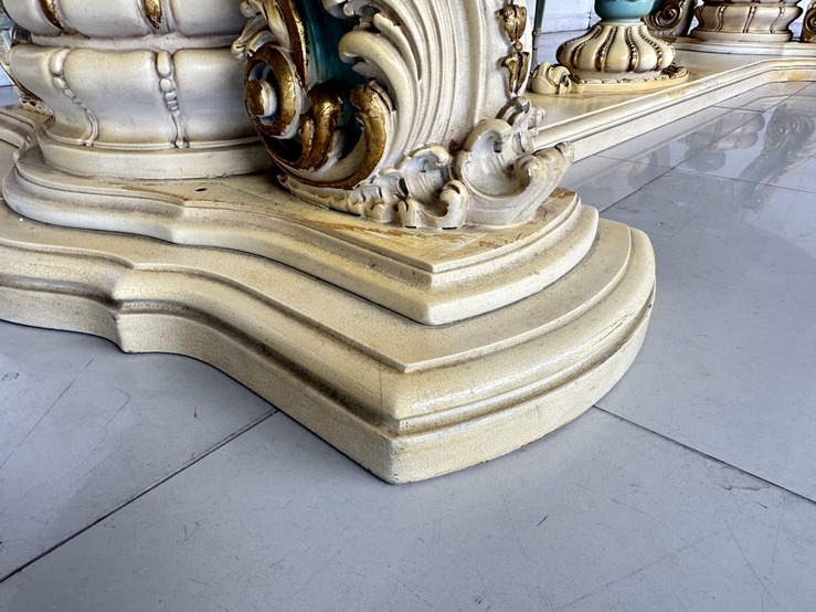 ชุดโต๊ะทานอาหาร สไตล์หลุยส์ 10 ที่นั่ง ชุดโต๊ะทานอาหาร สไตล์หลุยส์ 10 ที่นั่ง