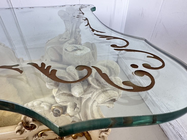 ชุดรับแขก แบรนด์ SILIK สไตล์หลุยส์ 7 ที่นั่ง โต๊ะกลางและโต๊ะข้าง ท็อปกระจก พร้อมเก้าอี้ ชุดรับแขก แบรนด์ SILIK สไตล์หลุยส์ 7 ที่นั่ง โต๊ะกลางและโต๊ะข้าง ท็อปกระจก พร้อมเก้าอี้