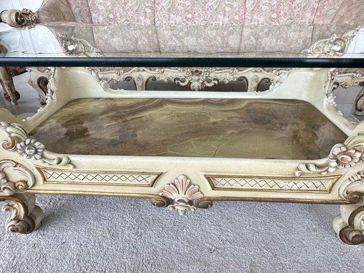 ชุดรับแขก แบรนด์ SILIK สไตล์หลุยส์ 7 ที่นั่ง โต๊ะกลางและโต๊ะข้าง ท็อปกระจก พร้อมเก้าอี้ ชุดรับแขก แบรนด์ SILIK สไตล์หลุยส์ 7 ที่นั่ง โต๊ะกลางและโต๊ะข้าง ท็อปกระจก พร้อมเก้าอี้