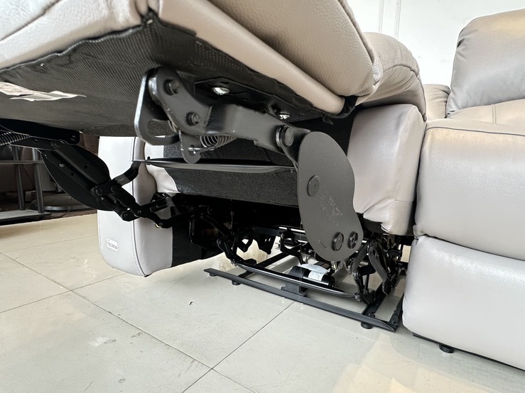 โซฟาปรับไฟฟ้า 2 ที่นั่ง แบรนด์ NOVENA รุ่น ELZA เบาะหนังแท้ผิวสัมผัสสีเทา โซฟาปรับไฟฟ้า 2 ที่นั่ง แบรนด์ NOVENA รุ่น ELZA เบาะหนังแท้ผิวสัมผัสสีเทา