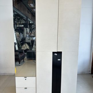 ตู้เสื้อผ้า แบรนด์ INDEX…