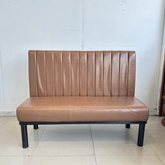 โซฟา 2 ที่นั่ง เบาะและพิง… โซฟา 2 ที่นั่ง เบาะและพิง…