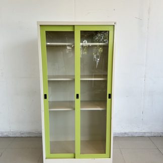 ตู้เหล็ก 2 บานเลื่อนสีเขียว แบรนด์ KIOSK