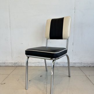 เก้าอี้ เบาะหนัง PU สีดำ พิงหลังสีดำ-ขาว โครงขาเหล็ก