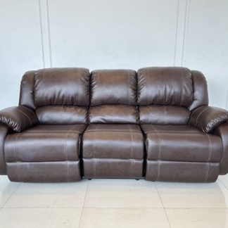 โซฟา 3 ที่นั่ง แบรนด์ KONCEPT เบาะหนัง PU สีน้ำตาล
