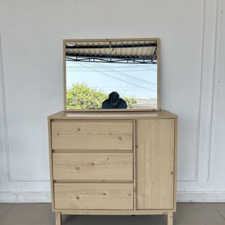 โต๊ะเครื่องแป้ง 3 ลิ้นชัก…