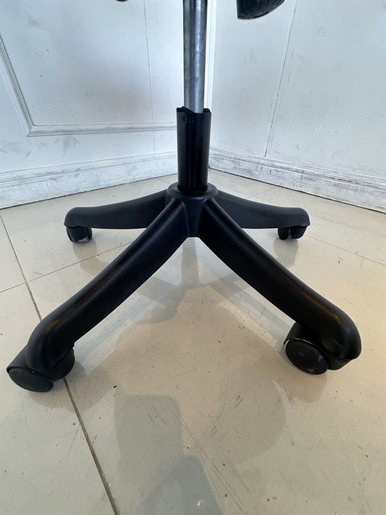 เก้าอี้สำนักงานหลังสูง มีที่พักคอ เบาะผ้า พิงหลังตาข่าย เก้าอี้สำนักงานหลังสูง มีที่พักคอ เบาะผ้า พิงหลังตาข่าย