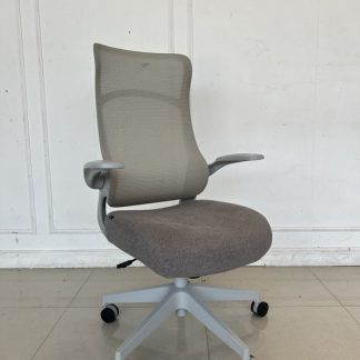 เก้าอี้สำนักงานหลังสูง แบ…