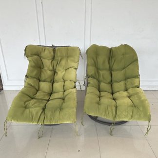 เก้าอี้เกมมิ่ง แบรนด์ TTRacing เบาะผ้าสีดำ