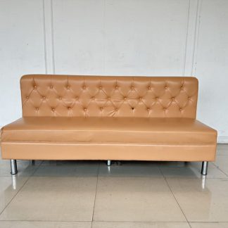 โซฟายาว เบาะหนัง PU สีน้ำตาล พิงหลังดึงดุม