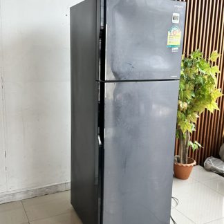 ตู้เย็น 2 ประตู แบรนด์ HITACHI รุ่น R-H300PD BSL ขนาดความจุ 10.2 คิว ผลิต 7 มิ.ย 61
