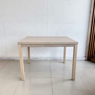 โต๊ะทานอาหาร ท็อปไม้ MDF …