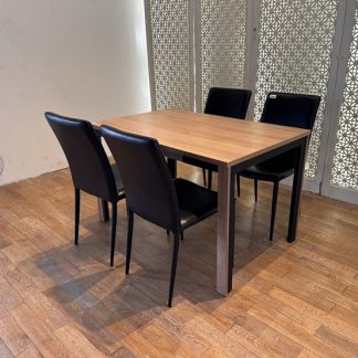 ชุดโต๊ะทานอาหาร 4 ที่นั่ง แบรนด์ SB FURNITURE